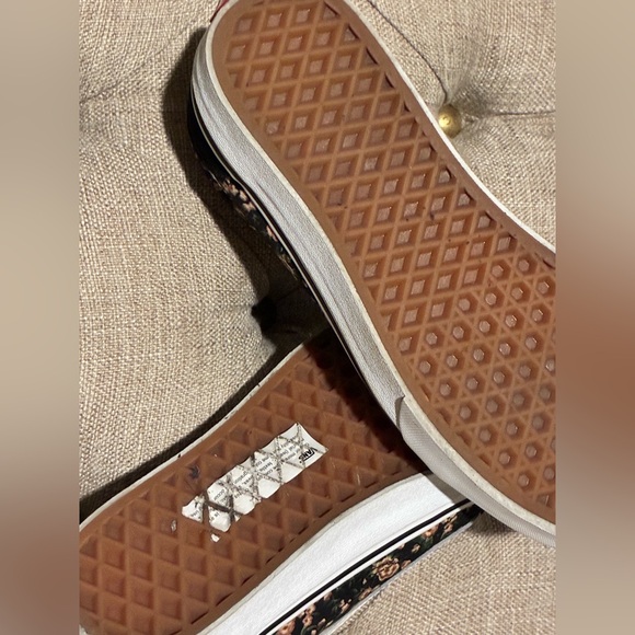 VANS Old Skool “Rose Dreams” Floral Sneakers Women’s 6.5 🌹 Suede Skate Shoes - Picture 7 of 8